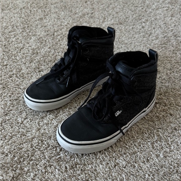 Toddler Boy Vans high top black sneakers shoes size 11.5 - Picture 1 of 8